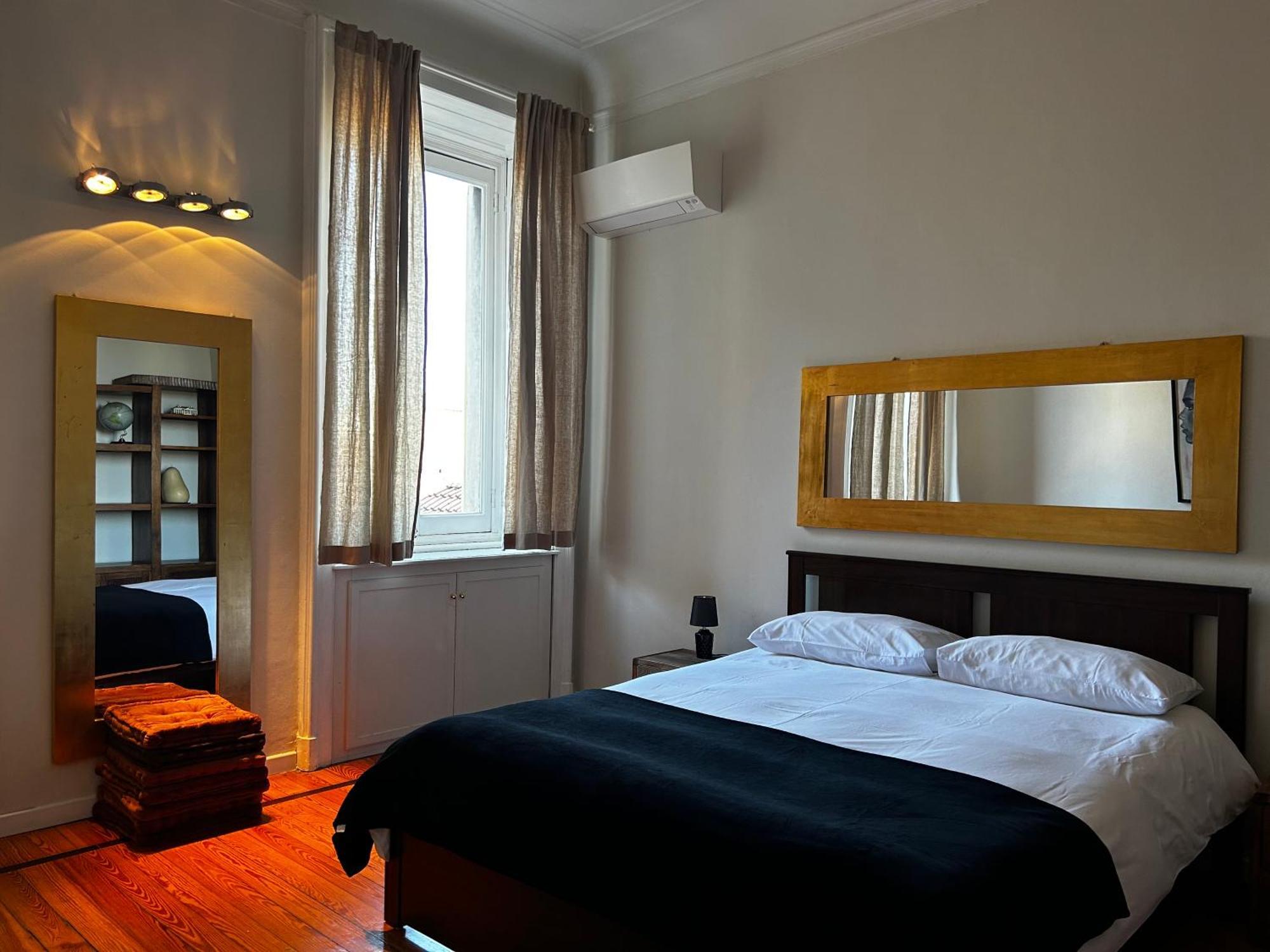 Ferienwohnung Sant'Ambrogio With Charme Mailand Exterior foto